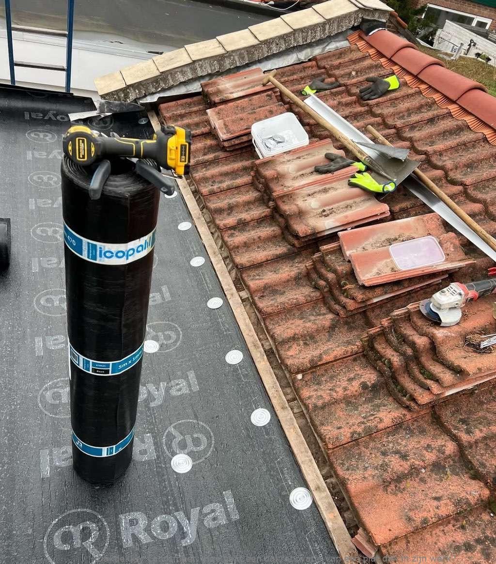Dakrenovatie Van Plat Dak Landsmeer
