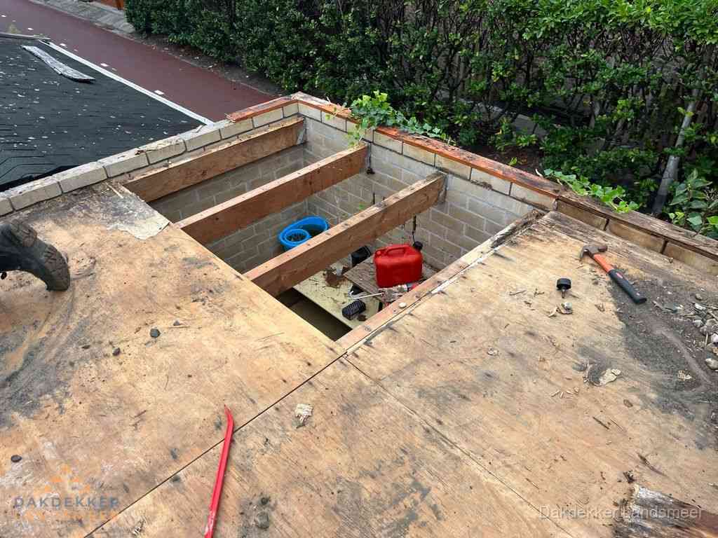 Plat Dak Vervangen Landsmeer